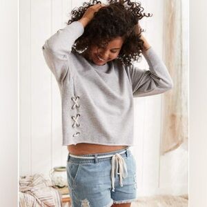 AERIE side lace cropped crewneck✨